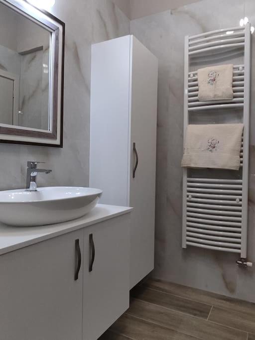 Ebony And Ivory Suites 多西亚 外观 照片