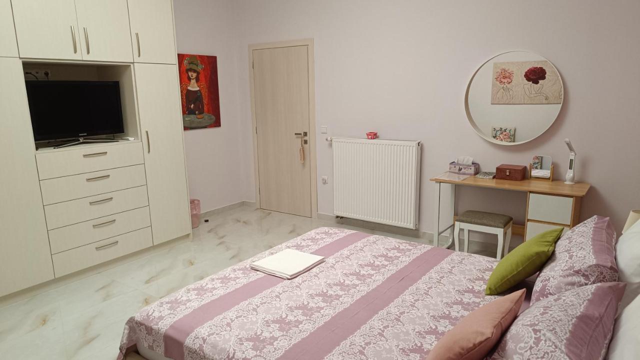 Ebony And Ivory Suites 多西亚 外观 照片